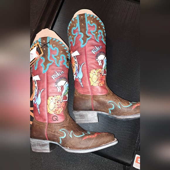 The Bronco Billie Ariat Quincy Boots size7. New. - Picture 2 of 5